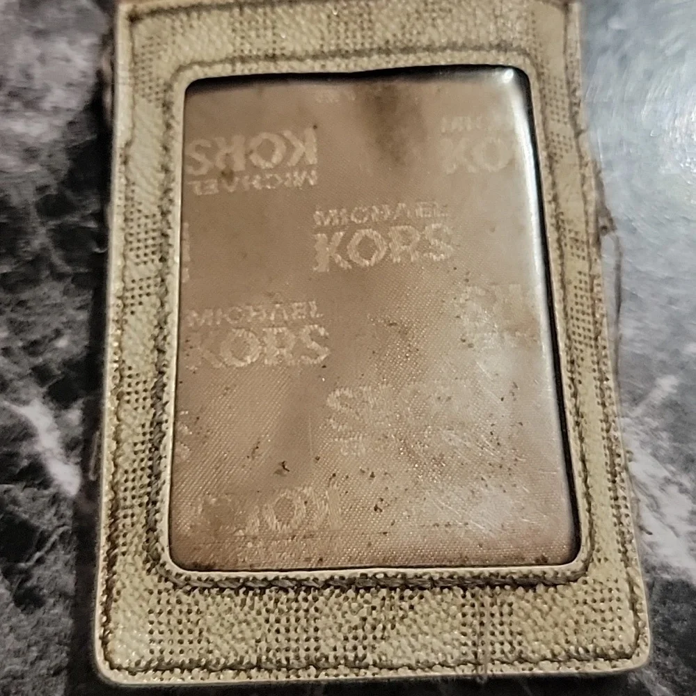 Accessories Bundle - Picture 6 of 15